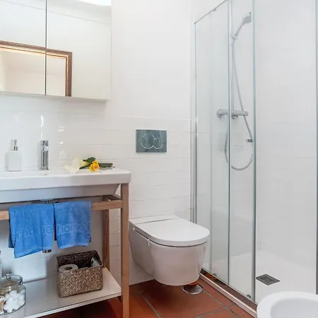 By Interhome Colares