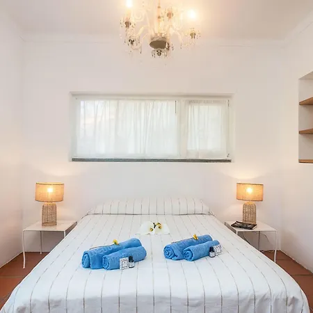 By Interhome * Colares